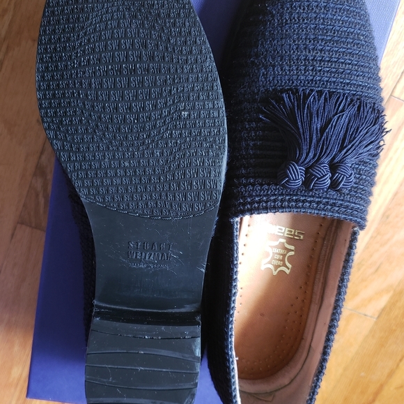 StuartWeitzman - Picture 1 of 4